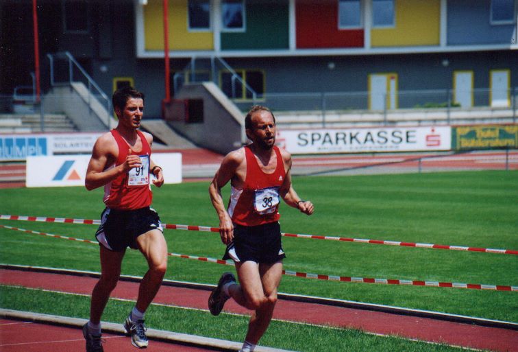 2003/10000/o26.jpg