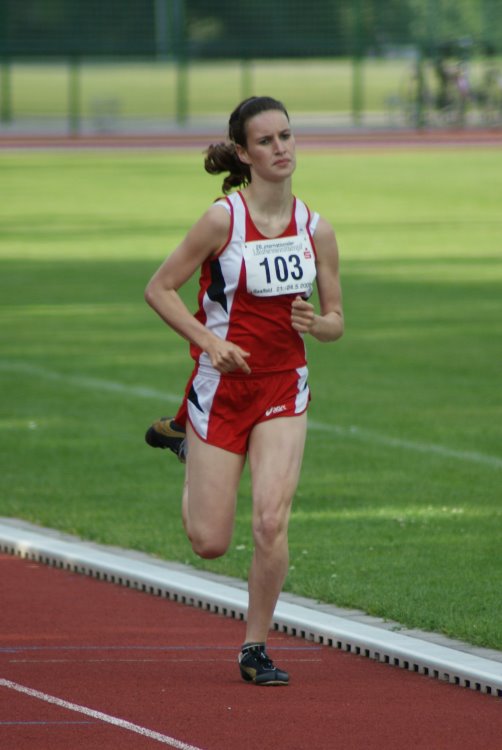 2009/17800mF/37W3083.jpg