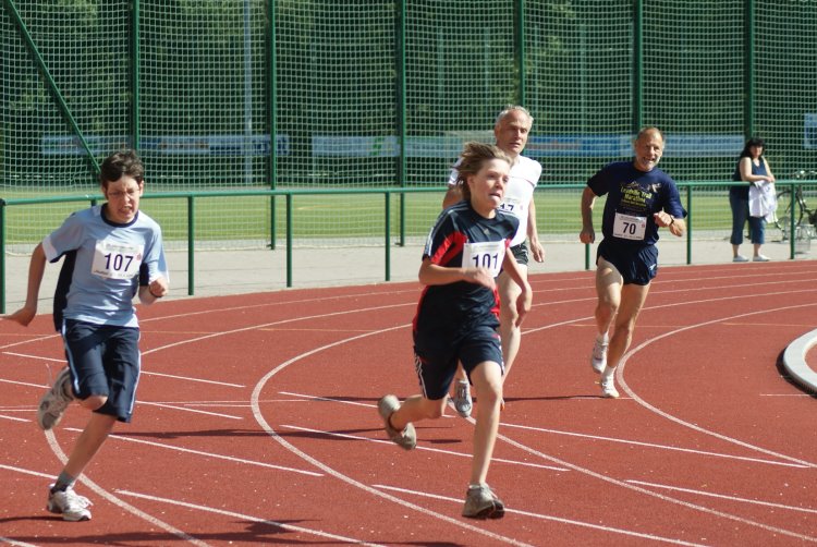 2009/18200mM/90W3147.jpg