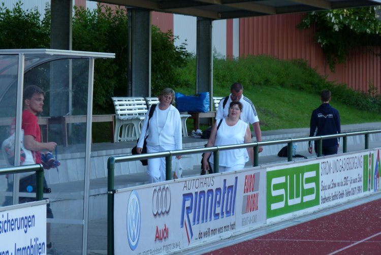2009/241000mF/40N0216.jpg